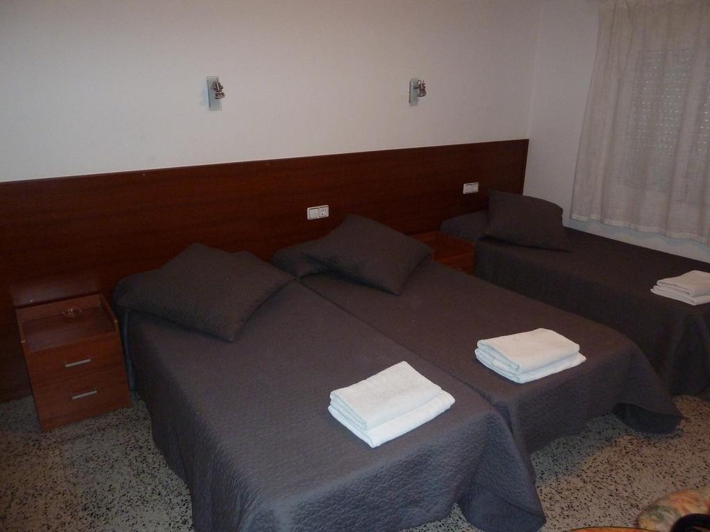 Restaurant Fonda Giralt Ξενοδοχείο Amer Δωμάτιο φωτογραφία